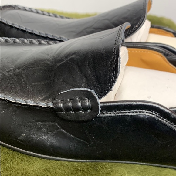 Men’s Sleek Black Slip-On Loafers with Moccasin Stitching - Picture 6 of 13